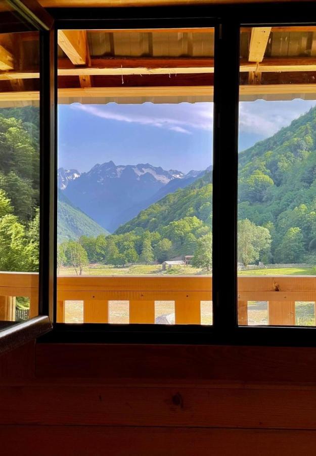 Hotel Chubezeni Mestia Exteriér fotografie